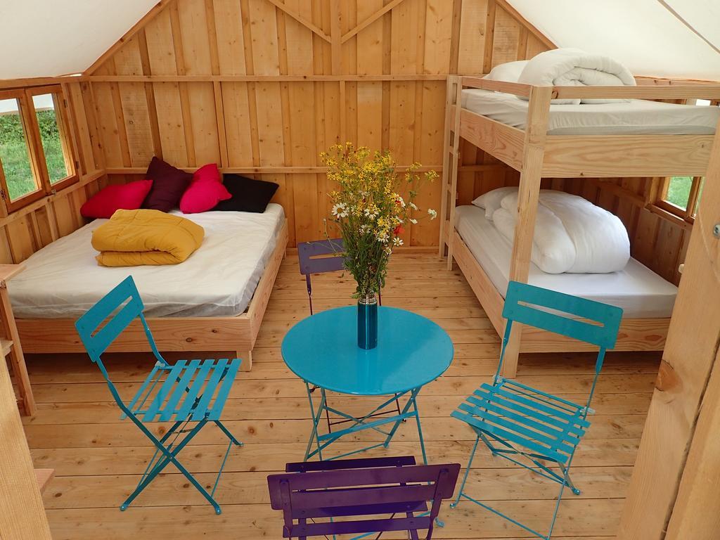 Villa Domaine De Cavailla Marmont-Pachas Zimmer foto